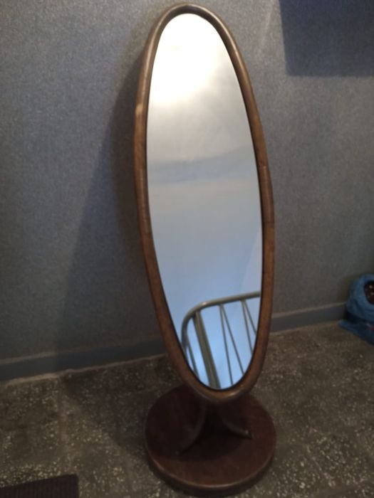 Lustro stojące drewniane