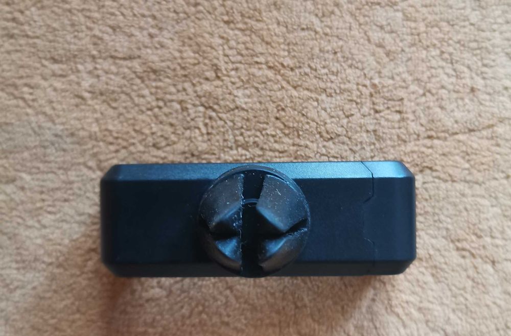 uchwyt samochodowy na telefon