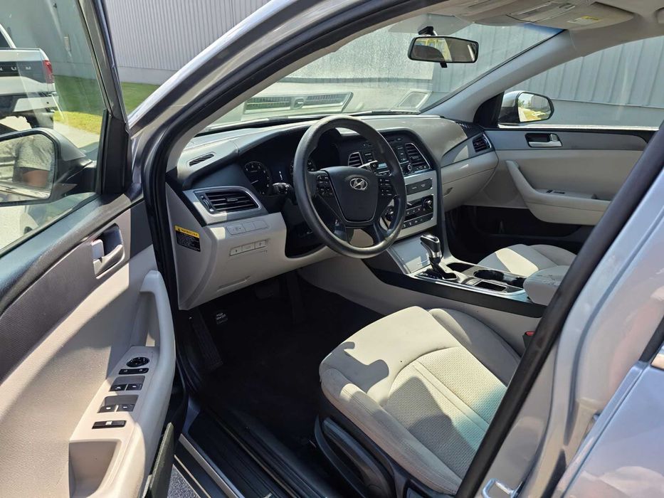 Hyundai Sonata      2017