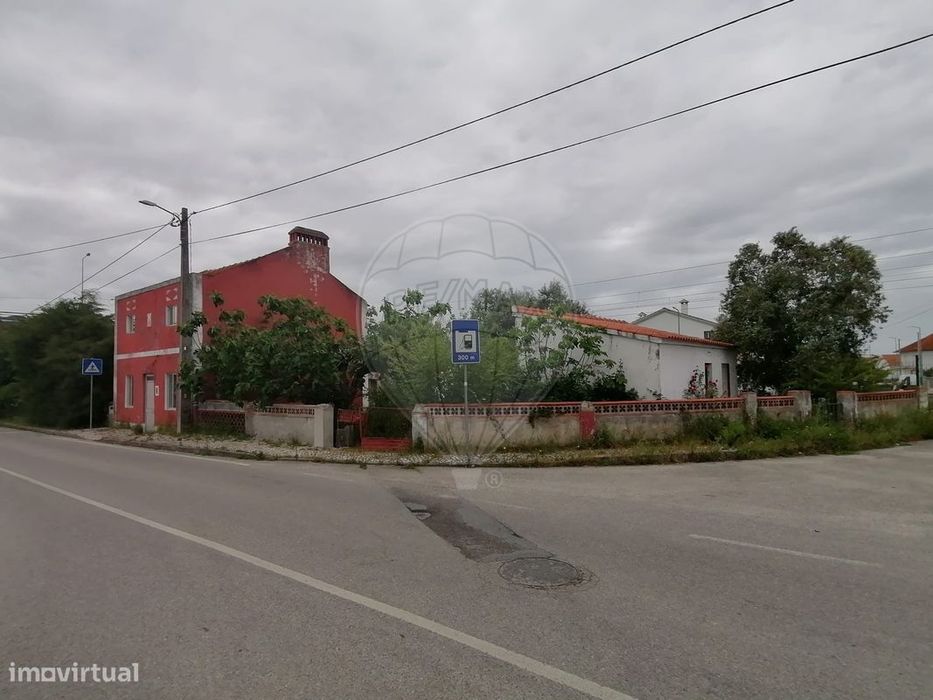 Moradia T4 para venda