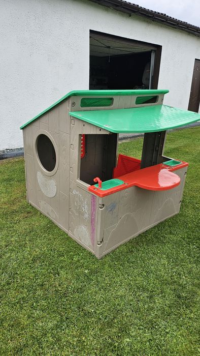 Domek plastikowy ogrodowy dla dzieci