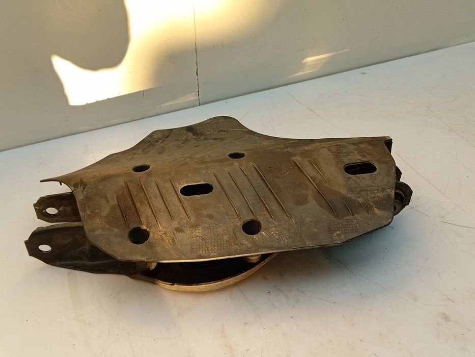 Braço de suspensão trás direito BMW 1 (F20)