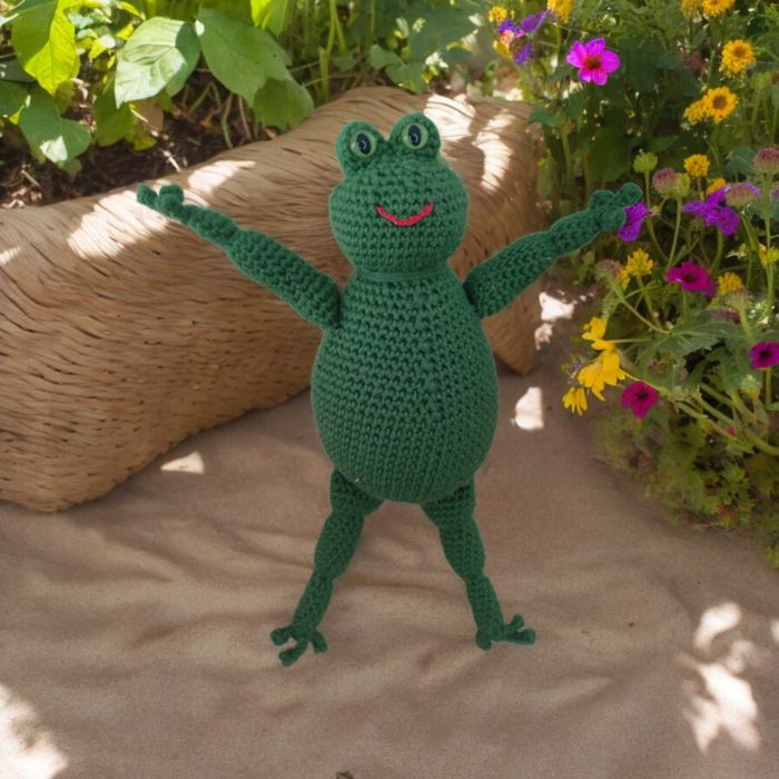 Pleciona maskotka żaba