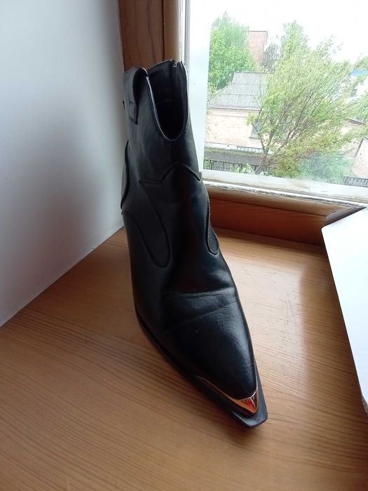 Чобітки жіночі, шкіряні, ,"казаки" 40-40,5