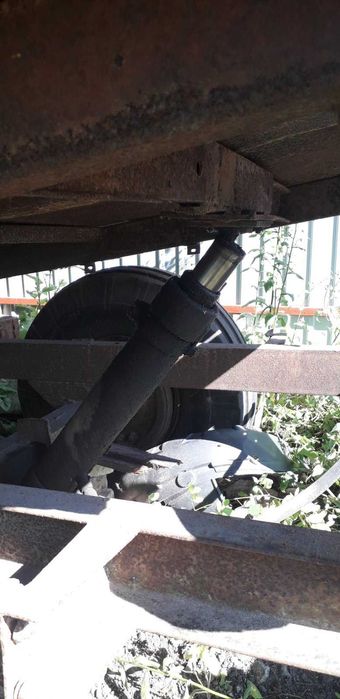 Тракторний одновісний причіп.