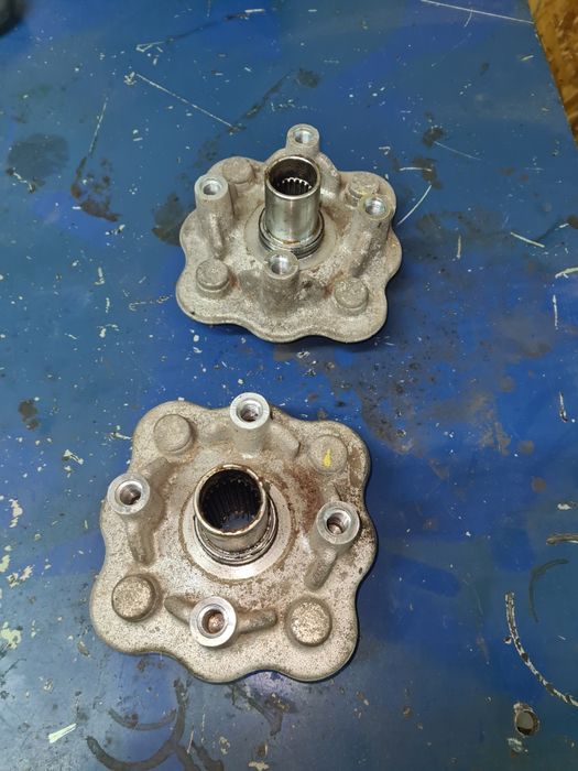 Piasta tyl lewa prawa tgb 425