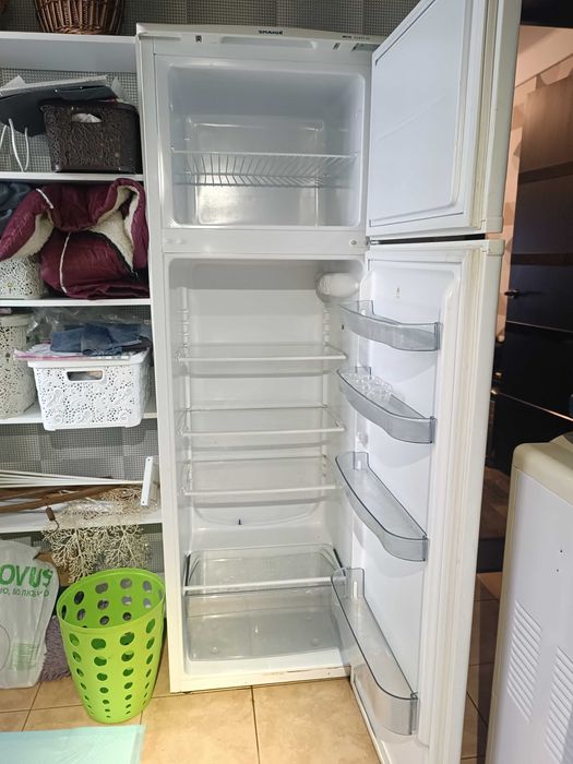 Двокамерний холодильник SNAIGE FR275-1101AA