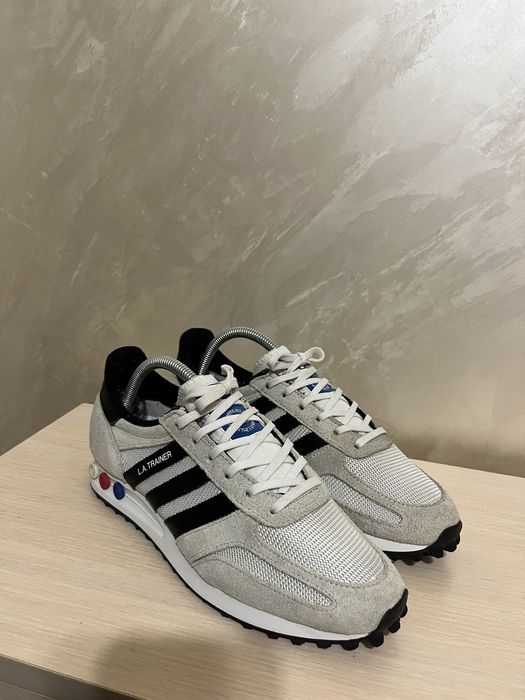 Продам кросівки adidas la trainer