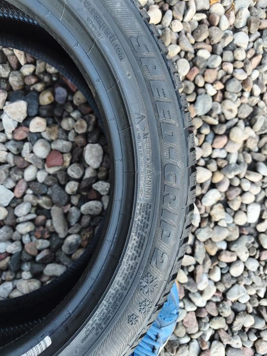 Dwie Opony Zimowe 205/50/17 SEMPERIIT SPEED-GRIL 2