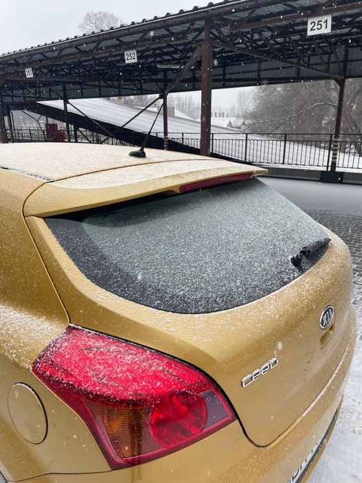 Автомобіль Kia Ceed 2009