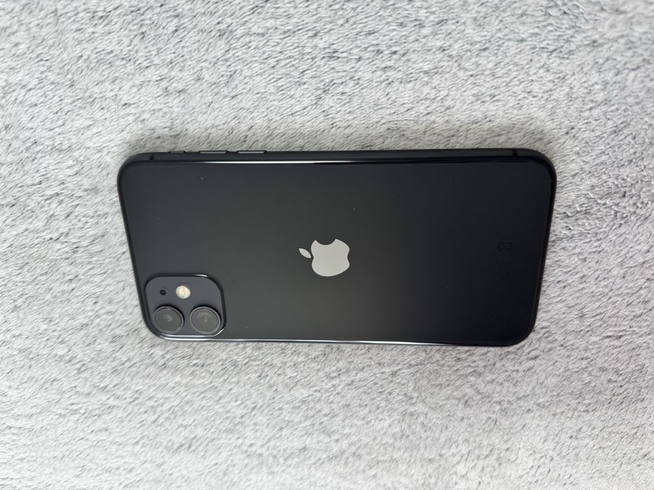 Iphone 11 в дуже гарному стані