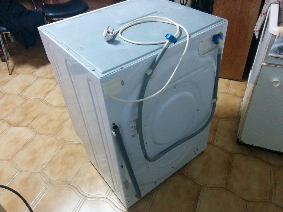 Máquina de Lavar Roupa Hotpoint Ariston AWM108 (Peças)