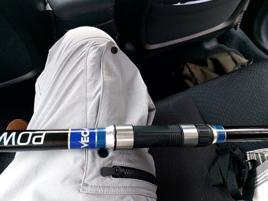 . Conjunto cana de pesca Vega 4.50 telescópia mais carret