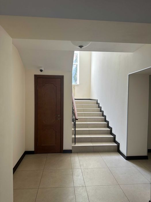 продаж офісу в БЦ на Преображенській 23