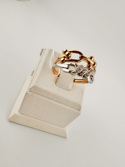 Золоті каблучки нові