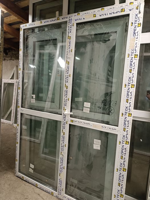 Панорамные балконные блоки  с дверью разных размеров