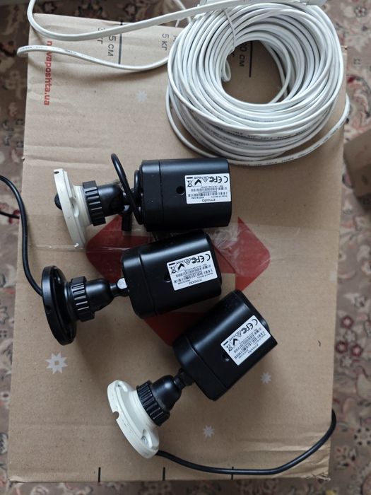 Камери відеоспостереження комплект 3 штуки  zmodo ZP-IBH15-5.