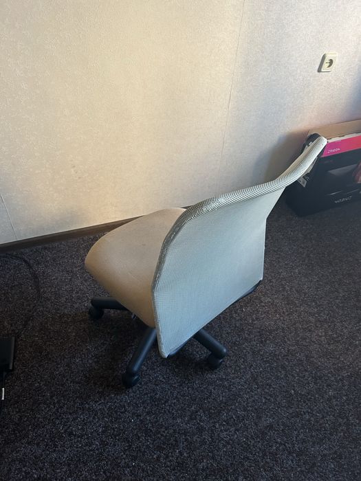 Крісло офісне, для робочого столу