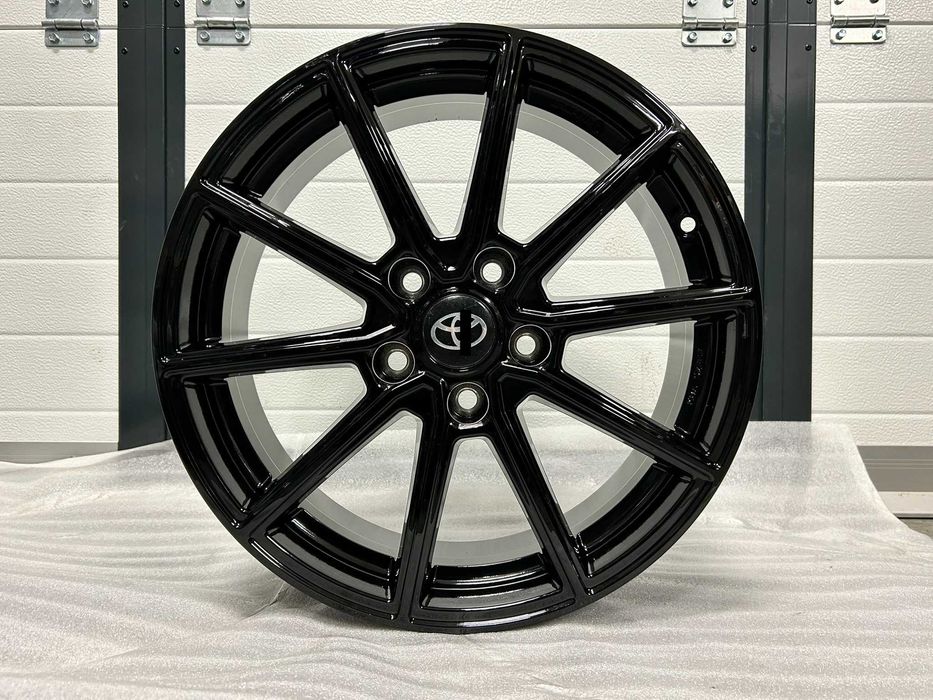 alufelgi TOYOTA r17 5x114,3 NOWE Auris Corolla C-HR Avensis Vers Camry