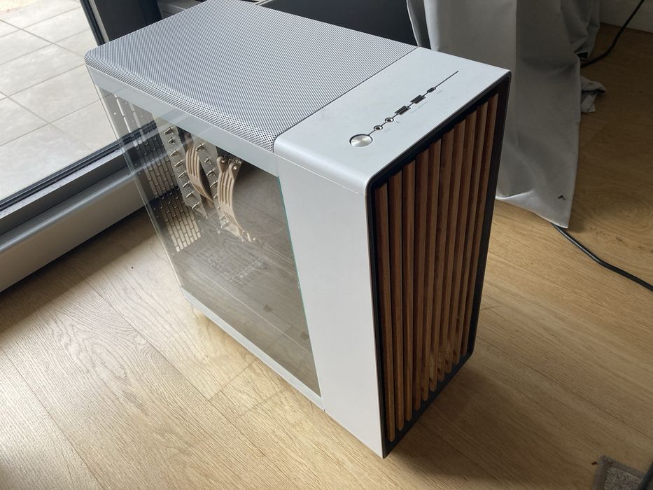 Sprzedam Ryzen 9 5950x, 32GB RAM, 1TB SDD, 2TB HDD, Fortron Vita 1000W