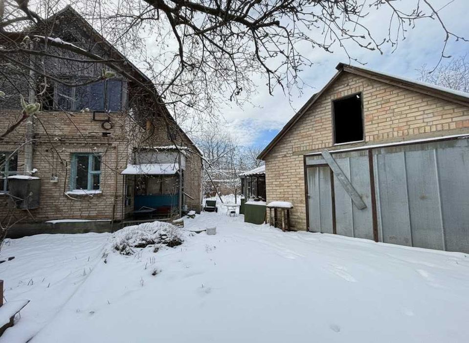 Продаж цегляного будинку 160м². 5 кімнат. 8сот. Мансарда. Гараж.ID:696