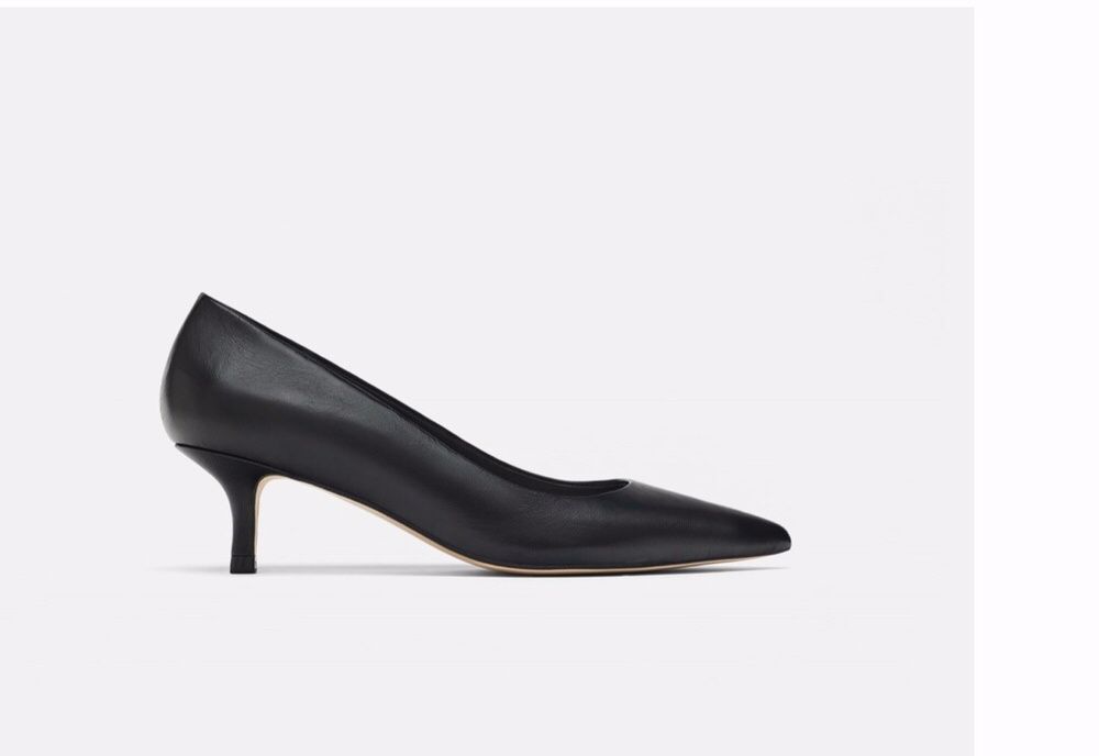 Sapato alto em pele - tacão médio