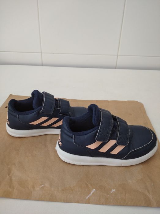 Sapatilhas de menina  Adidas tamanho 27