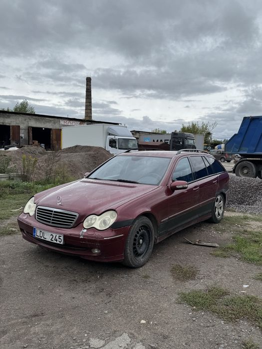 Мерседес 203 2.2 дизель автомат