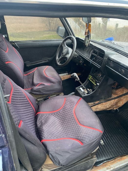 Продам ваз 2107 частично на ходу, без акб