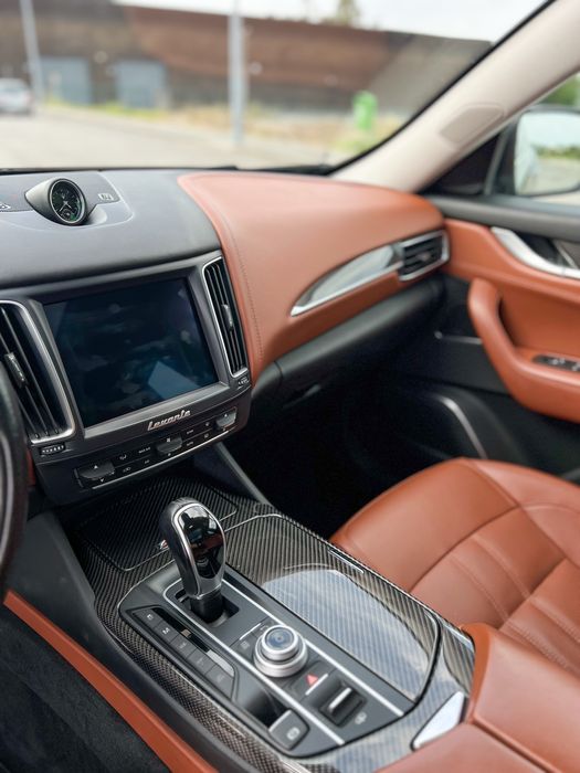 Masera Levante SQ4