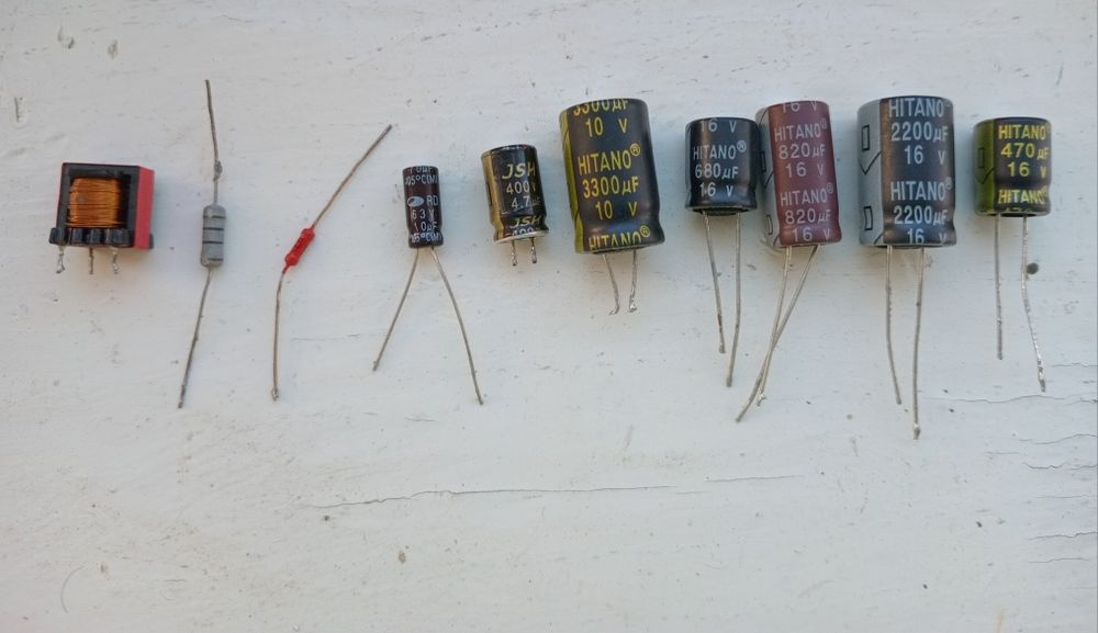 Конденсатори різні продам