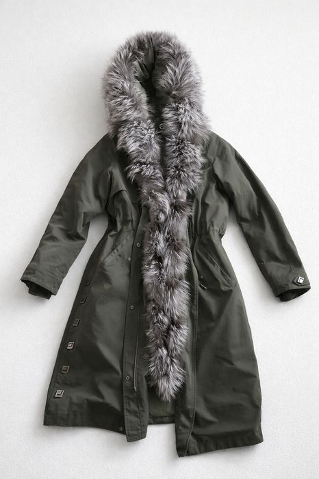 Куртка жіноча розмір Л 48