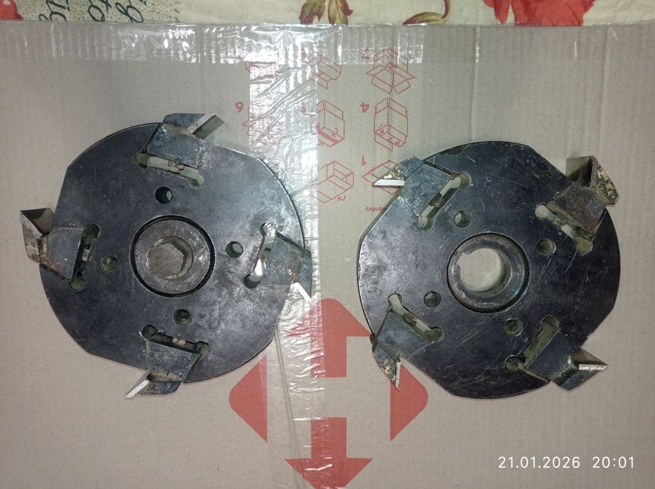 Продам фрезу по дереву.