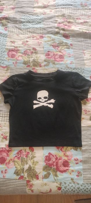 Top preto com caveira
