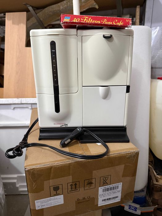Maquina de café 12V para autocaravana campismo