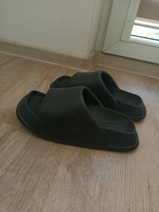 Klapki piankowe r.36