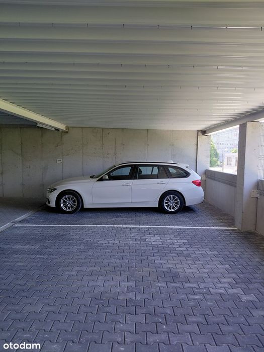 Duże miejsce parkingowe garaż wielopoziomowy Racibórz Żółkiewskiego