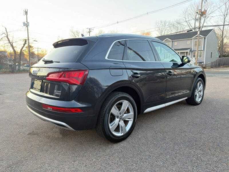 2018 Audi Q5 2.0T quattro Premium Plus