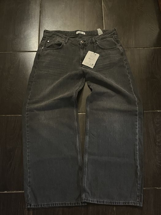 джинсы Pull and Bear