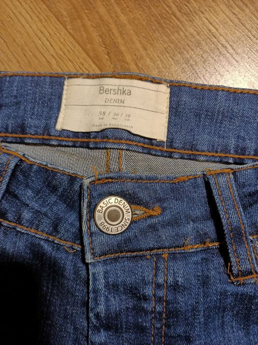 Jeansy Bershka 38 40