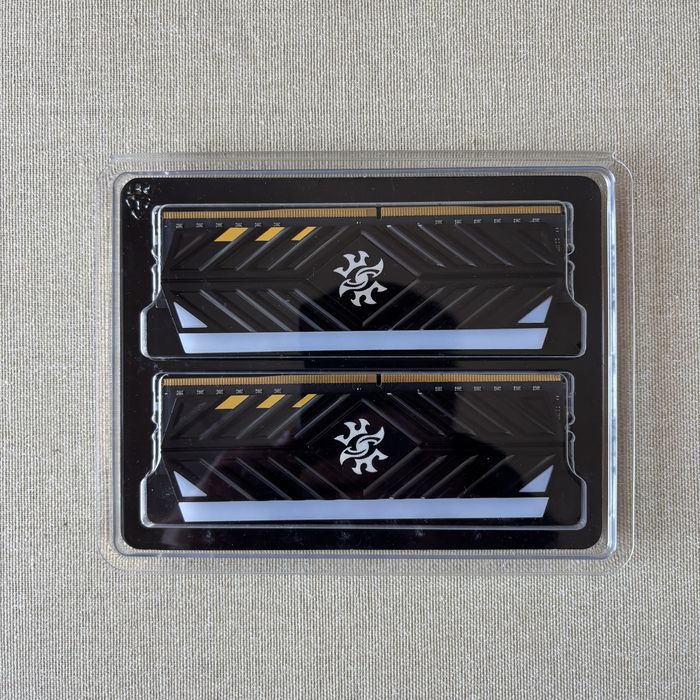 XPG Spectrix D41 TUF — 16 GB (2×8 GB) DDR4-3200 RGB