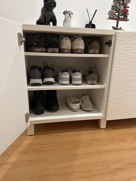 Movel branco c/ prateleiras