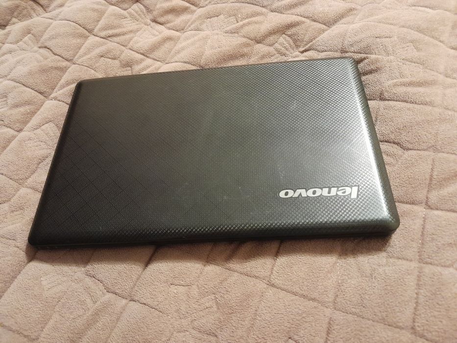 Нетбук Lenovo E10-30