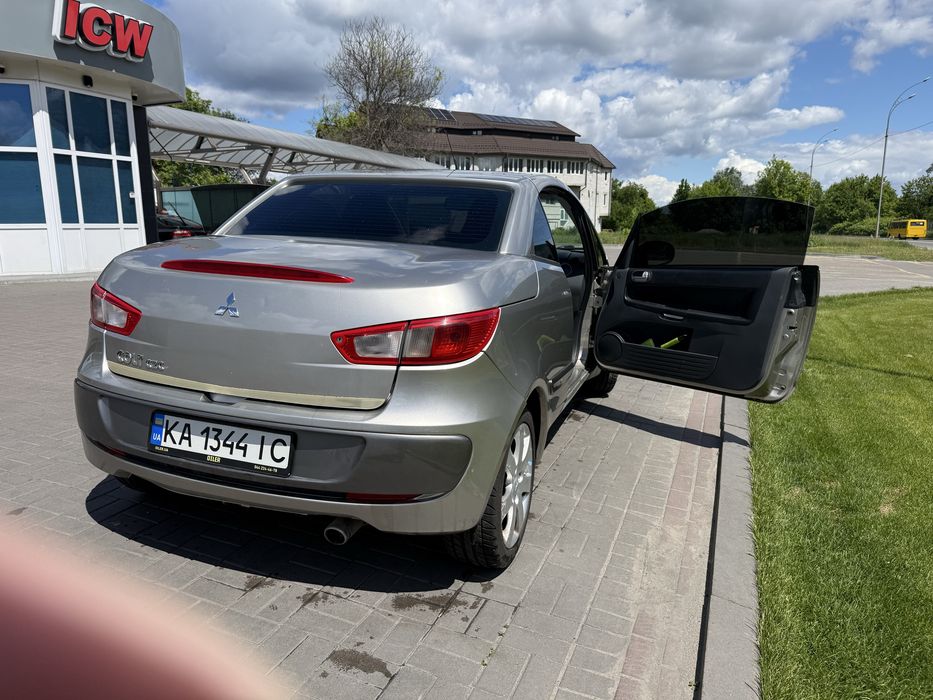 Мітсубіши кольт czc2006 kabrio