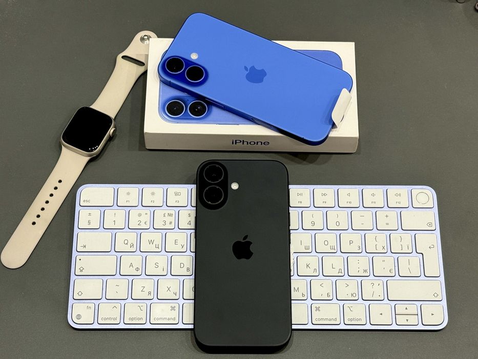 iPhone 16 128GB Black без блокувань (АКБ 100% 11 циклів)