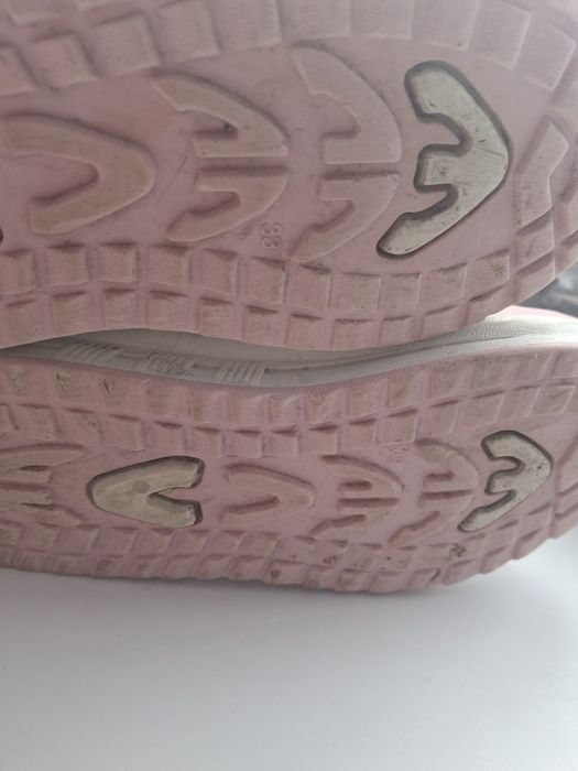 Обув для дівчинки 33р 200гр