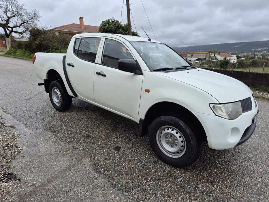 Mitsubishi  L200