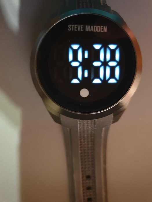 zegarek Steve Madden 47 mm