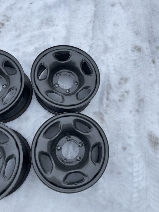 дискина Уаз ниву ваз2121 5x139,7 R16 J7 ET5 є зауваження