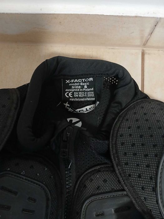 Zbroja ochraniacz chłopięcy rozmiar s